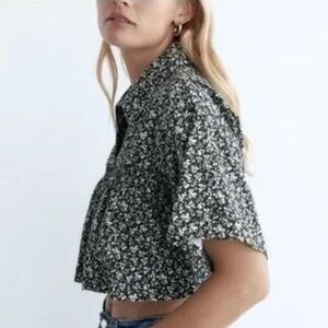 ZARA Floral Print Cropped Baby Doll Blouse Black White S